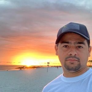 Meet your Posher, Rafa